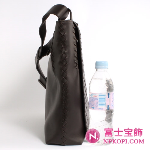 Bottega Veneta/ボッテガ・ヴェネタ  カーフレザー ショルダーバッグ ダークブラウン 221065V46512040